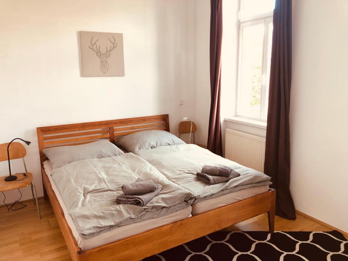 Helle 4 Zimmer Familien-wohnung Mit Balkon! Schloss Schonbrunn In Gehdistanz * Wenen